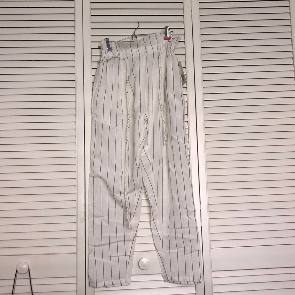 Billabong beachy flowy pants